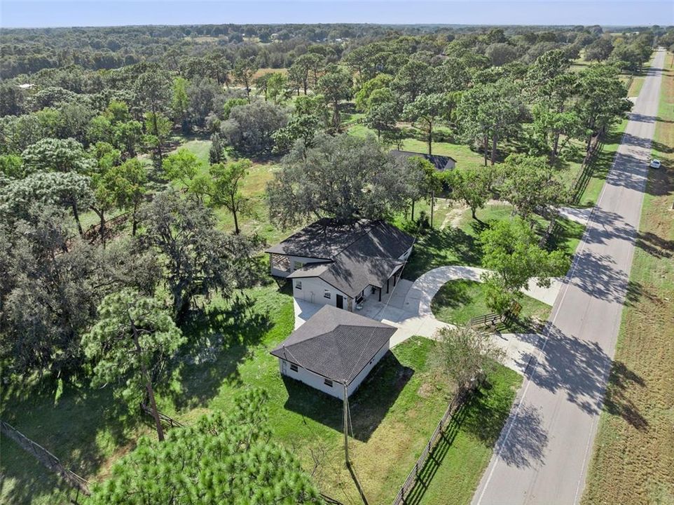 En Venta: $580,000 (4 camas, 3 baños, 2556 Pies cuadrados)