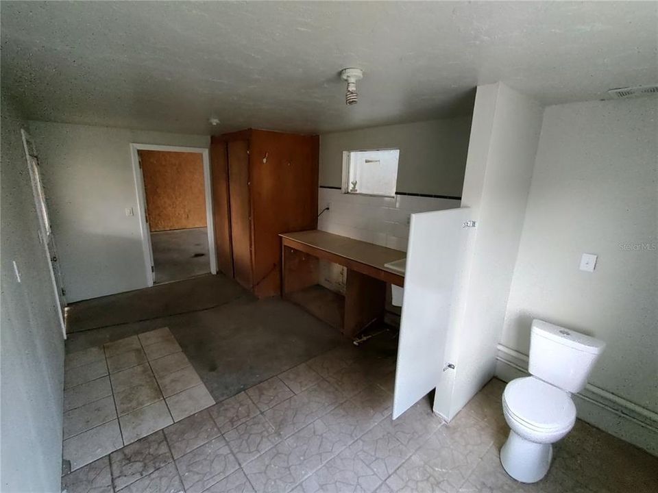 En Venta: $580,000 (4 camas, 3 baños, 2556 Pies cuadrados)