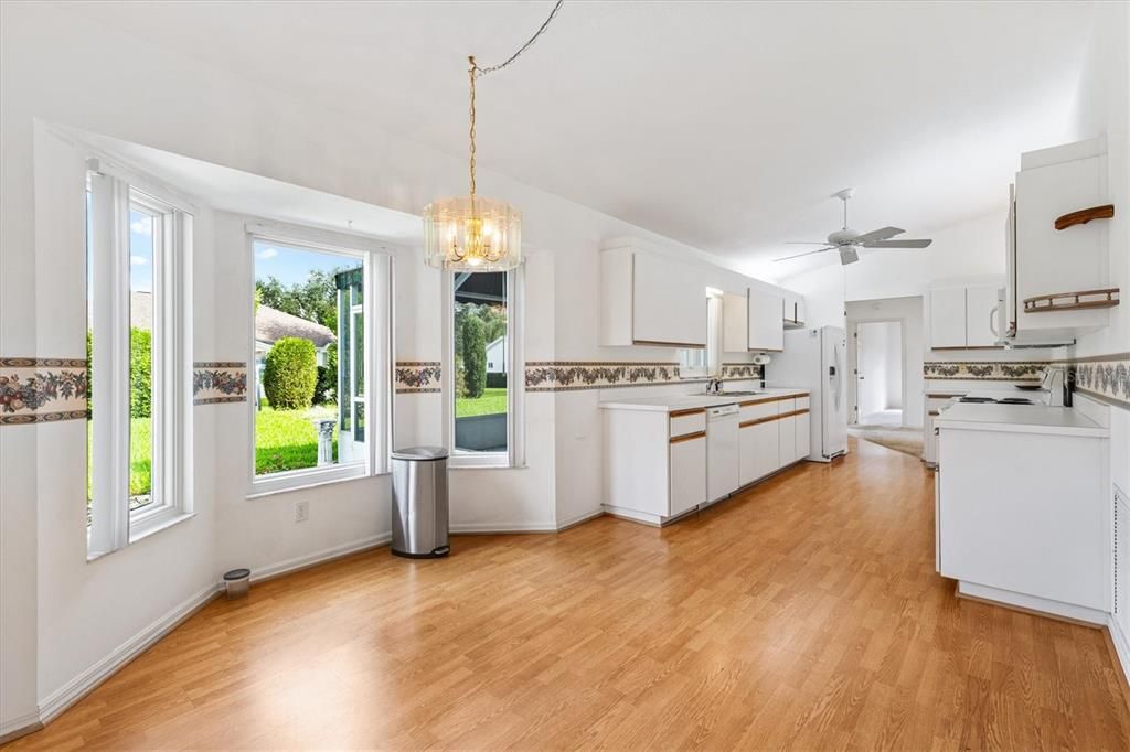 En Venta: $232,500 (2 camas, 2 baños, 1687 Pies cuadrados)