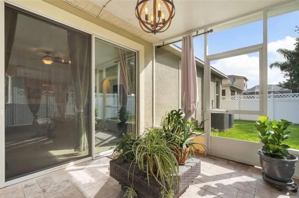 For Rent: $3,200 (4 beds, 3 baths, 2571 Square Feet)