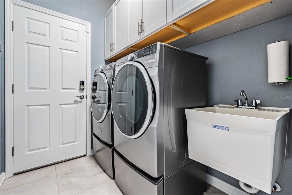 Activo con contrato: $538,000 (3 camas, 2 baños, 2115 Pies cuadrados)