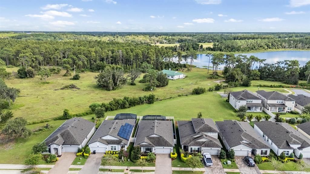 Activo con contrato: $538,000 (3 camas, 2 baños, 2115 Pies cuadrados)