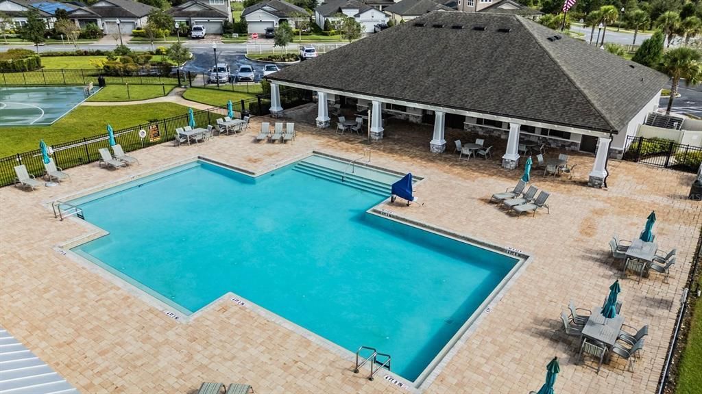 Activo con contrato: $538,000 (3 camas, 2 baños, 2115 Pies cuadrados)