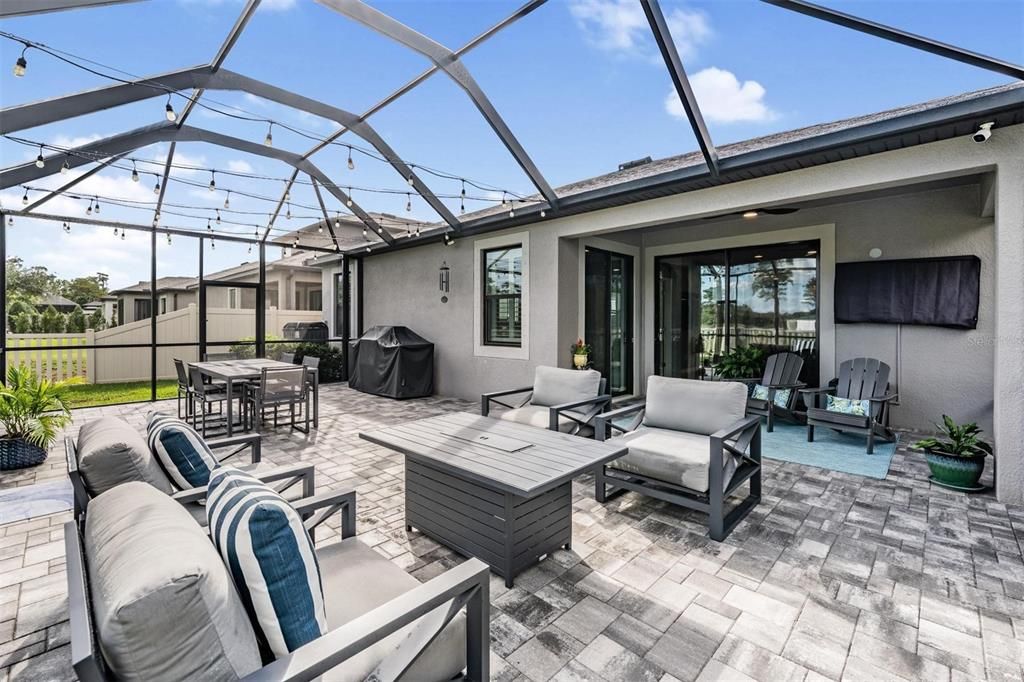 Activo con contrato: $538,000 (3 camas, 2 baños, 2115 Pies cuadrados)