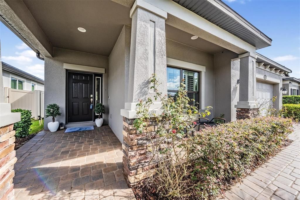 Activo con contrato: $538,000 (3 camas, 2 baños, 2115 Pies cuadrados)