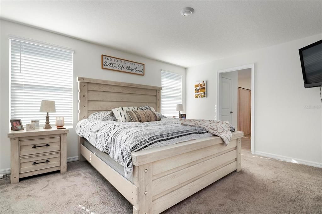 For Rent: $3,200 (4 beds, 2 baths, 2308 Square Feet)