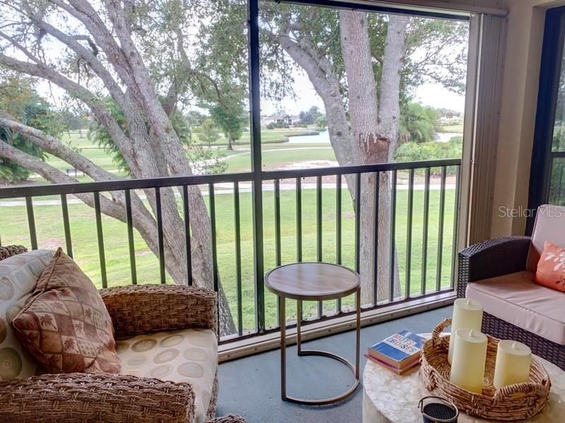 For Rent: $2,000 (2 beds, 2 baths, 1165 Square Feet)