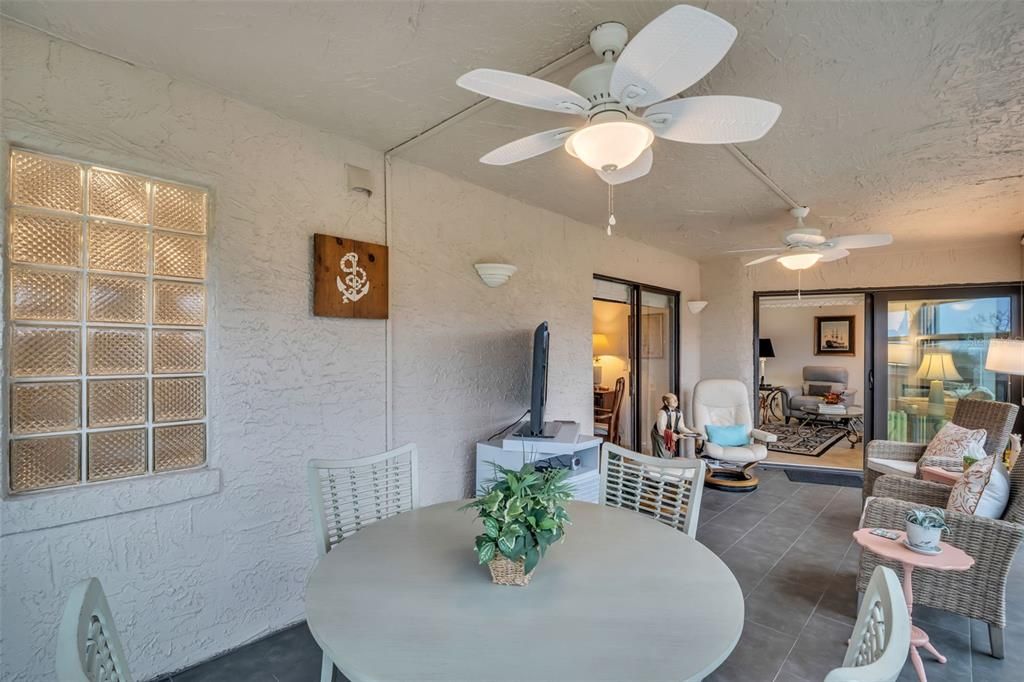 Active With Contract: $399,000 (2 beds, 2 baths, 1490 Square Feet)