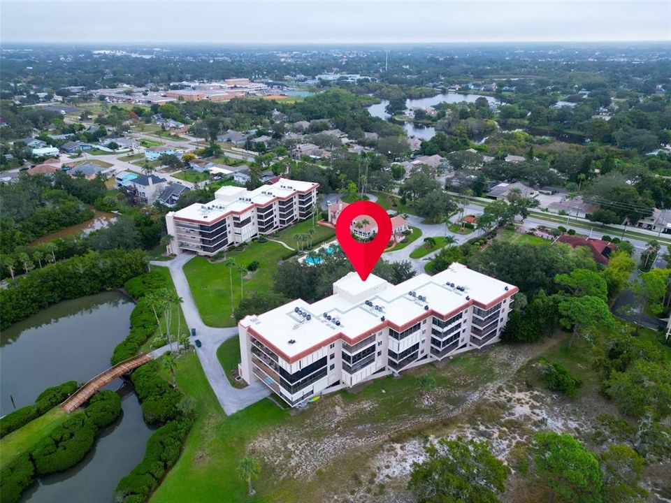 Active With Contract: $399,000 (2 beds, 2 baths, 1490 Square Feet)