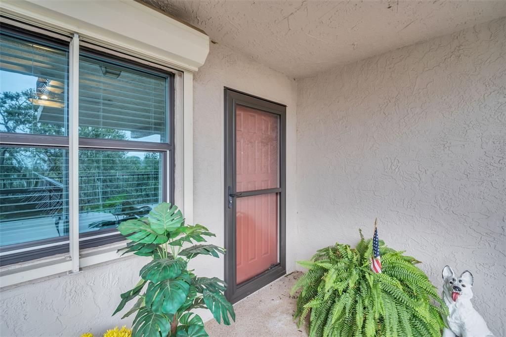 Active With Contract: $399,000 (2 beds, 2 baths, 1490 Square Feet)