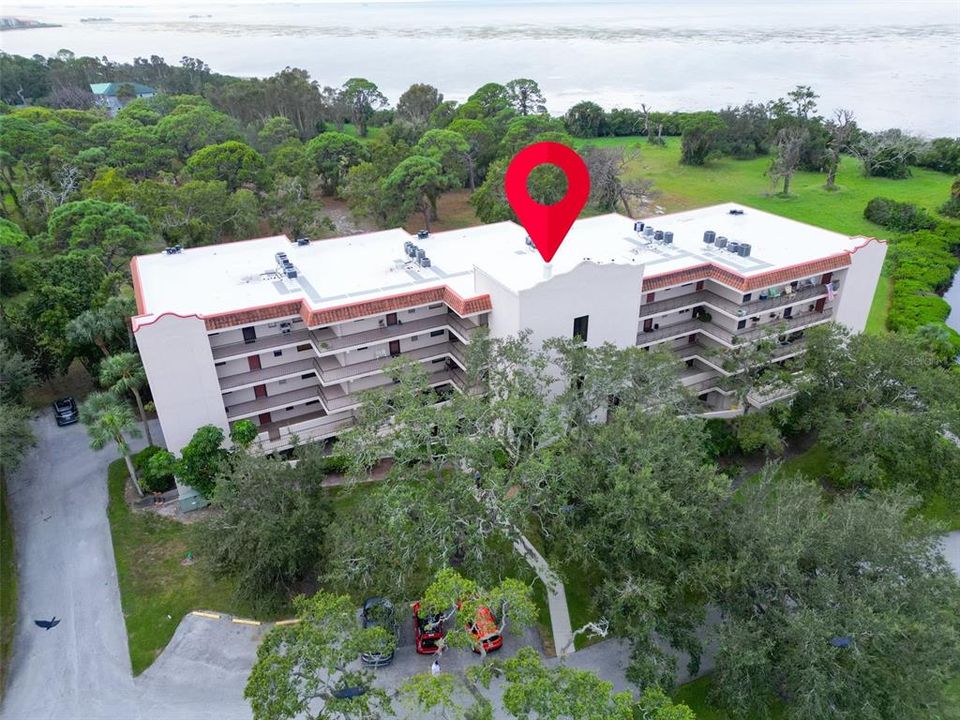 Active With Contract: $399,000 (2 beds, 2 baths, 1490 Square Feet)