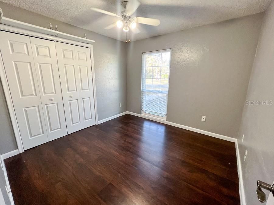 出租: $2,450 (5 贝兹, 3 浴室, 1589 平方英尺)