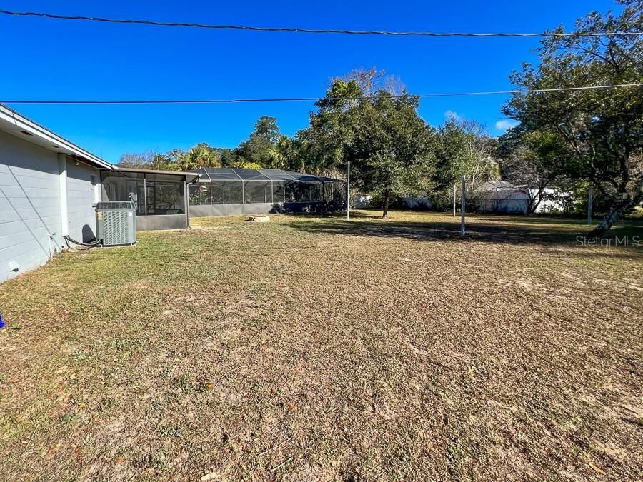 出租: $2,450 (5 贝兹, 3 浴室, 1589 平方英尺)