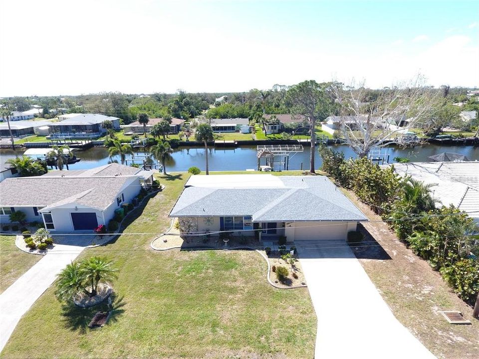 For Sale: $410,000 (2 beds, 2 baths, 1461 Square Feet)