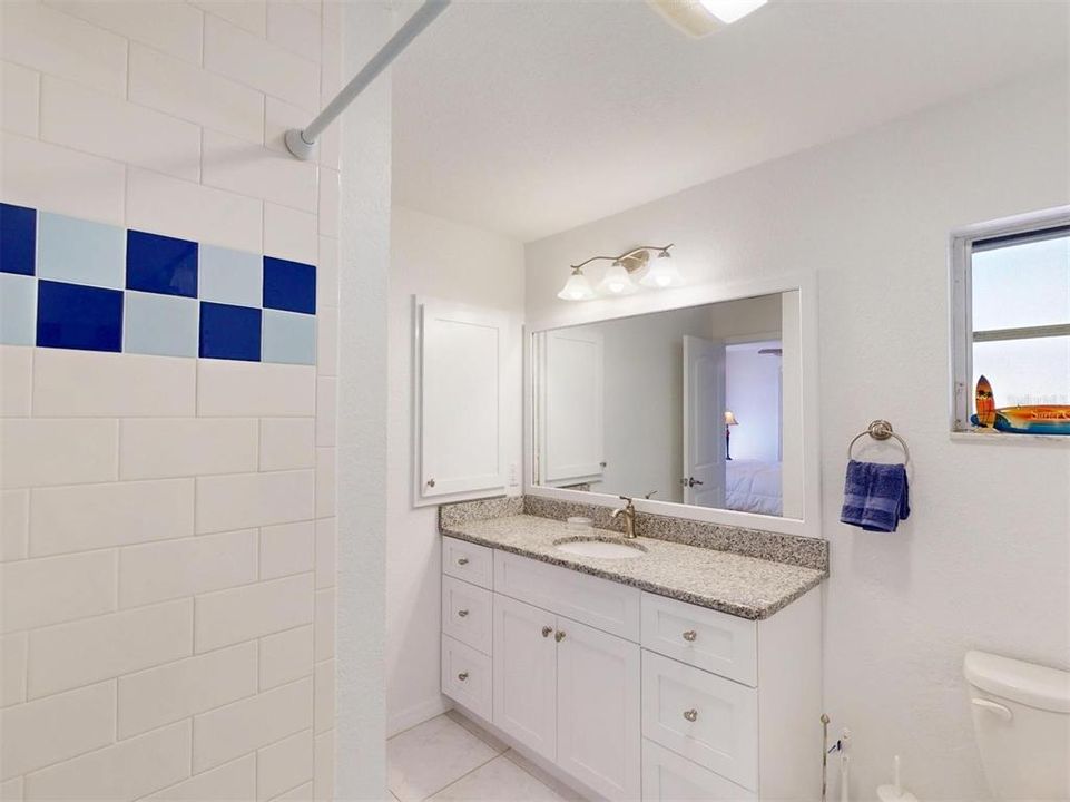 For Sale: $410,000 (2 beds, 2 baths, 1461 Square Feet)