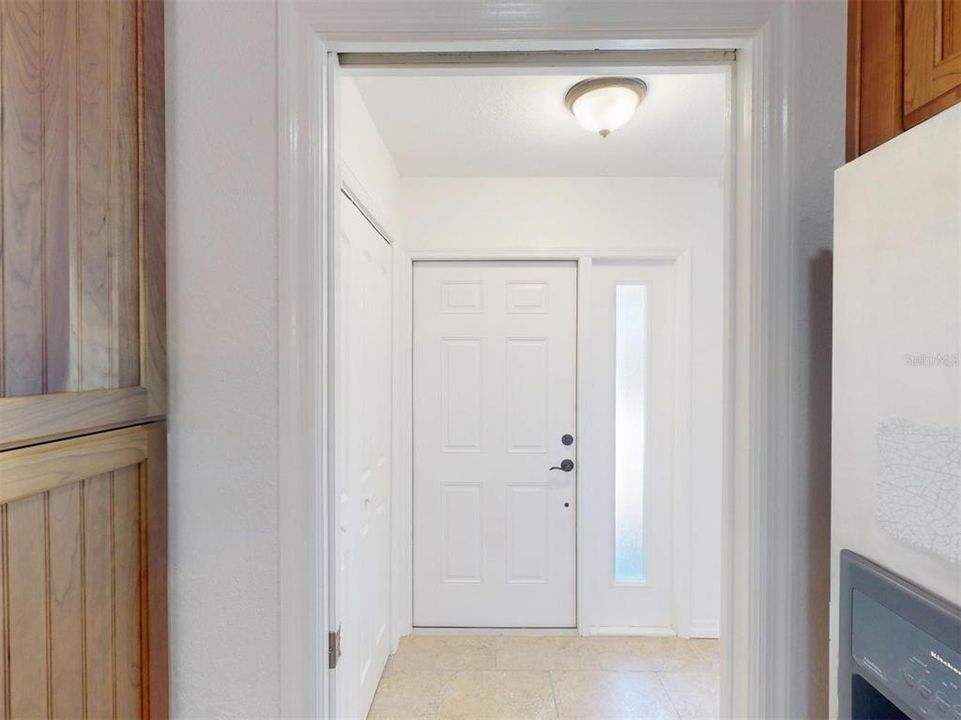 For Sale: $410,000 (2 beds, 2 baths, 1461 Square Feet)