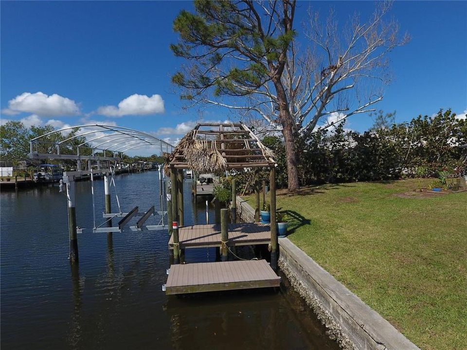 For Sale: $410,000 (2 beds, 2 baths, 1461 Square Feet)