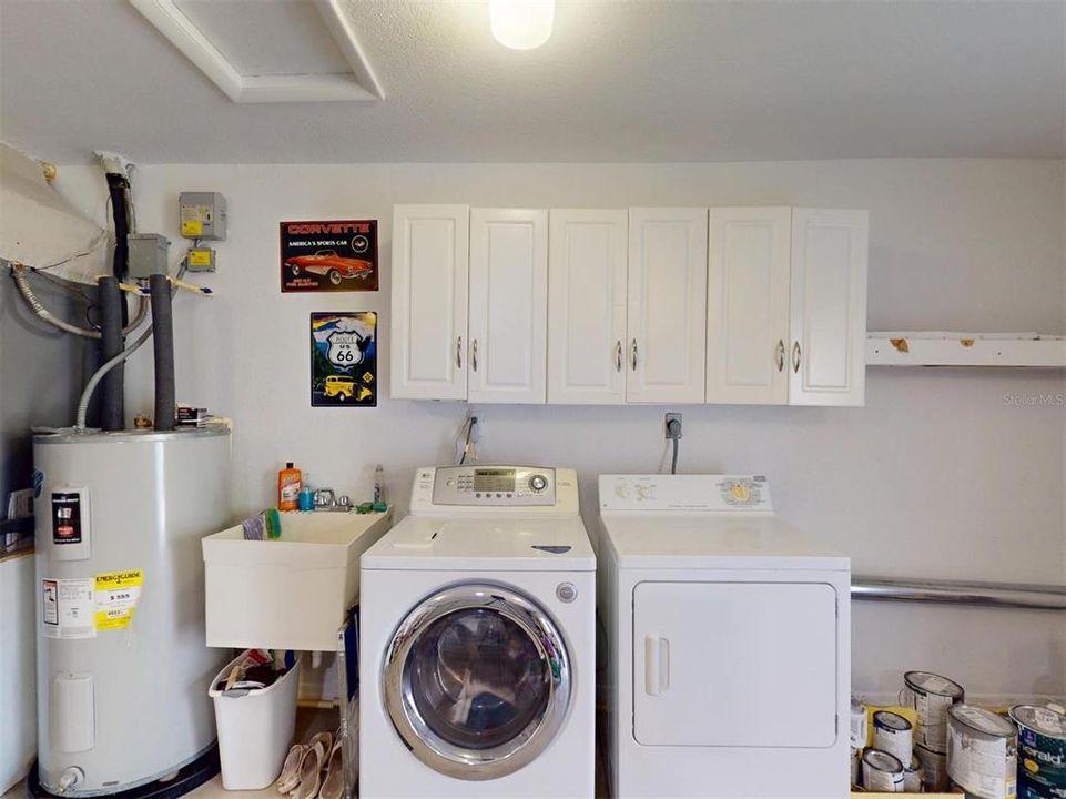 For Sale: $410,000 (2 beds, 2 baths, 1461 Square Feet)