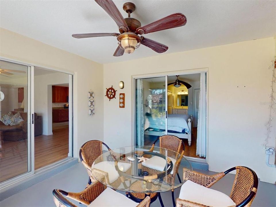 For Sale: $410,000 (2 beds, 2 baths, 1461 Square Feet)