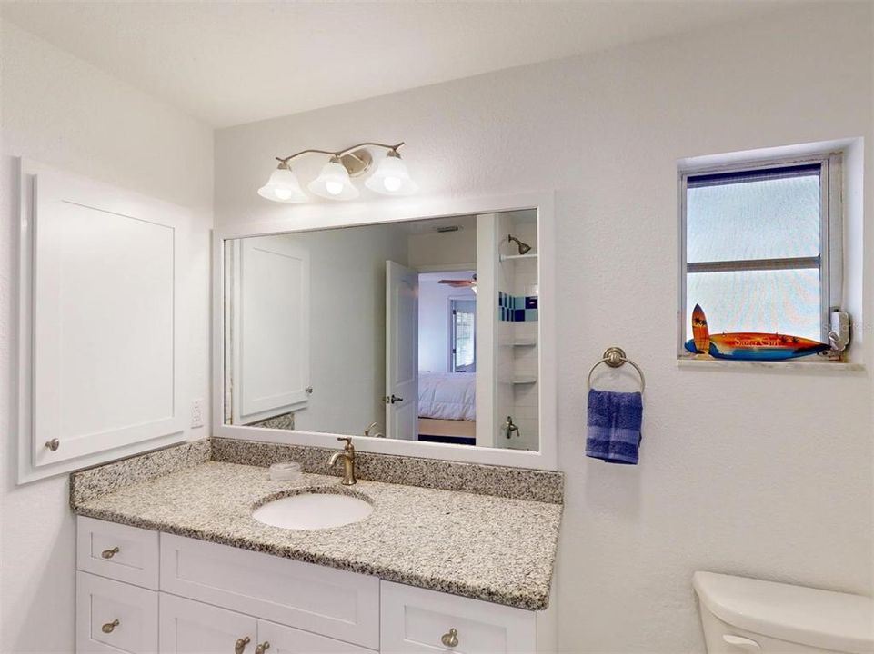 For Sale: $410,000 (2 beds, 2 baths, 1461 Square Feet)