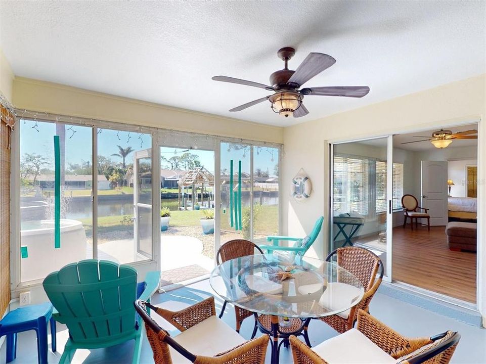 For Sale: $410,000 (2 beds, 2 baths, 1461 Square Feet)