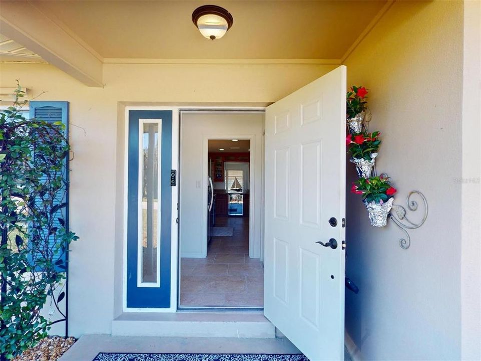 For Sale: $410,000 (2 beds, 2 baths, 1461 Square Feet)