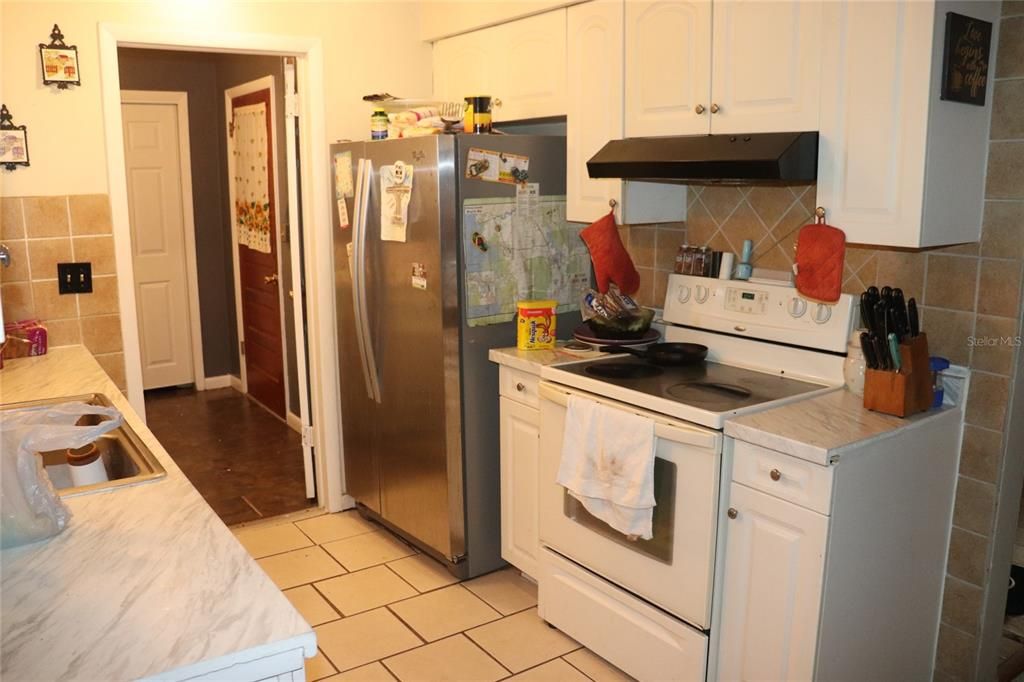 待售: $144,900 (2 贝兹, 1 浴室, 936 平方英尺)