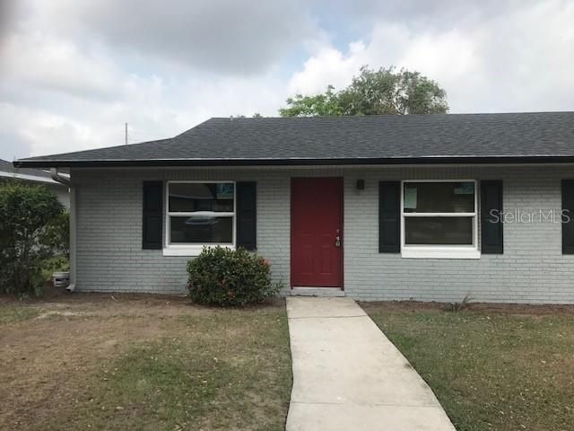 出租: $1,425 (2 贝兹, 1 浴室, 1815 平方英尺)