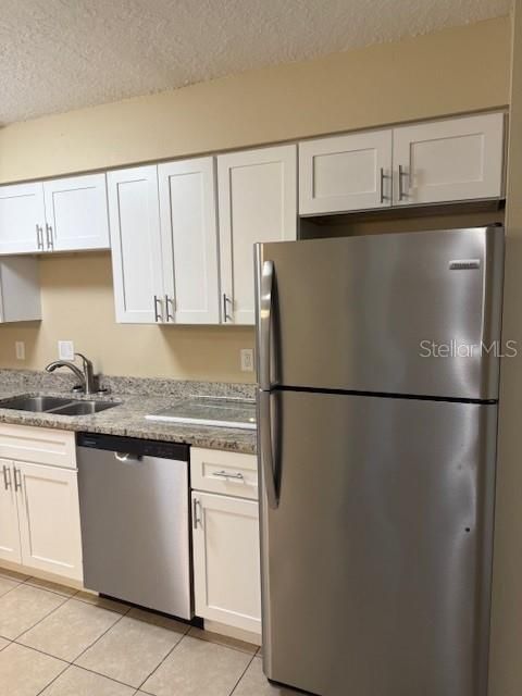 出租: $1,425 (2 贝兹, 1 浴室, 1815 平方英尺)