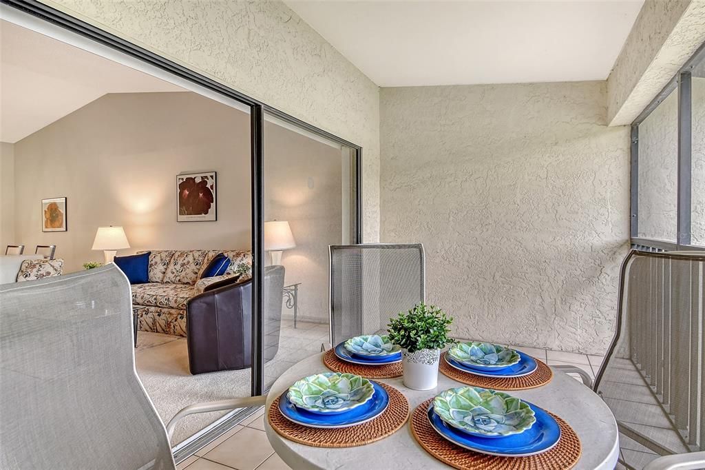 Active With Contract: $225,000 (2 beds, 2 baths, 1060 Square Feet)