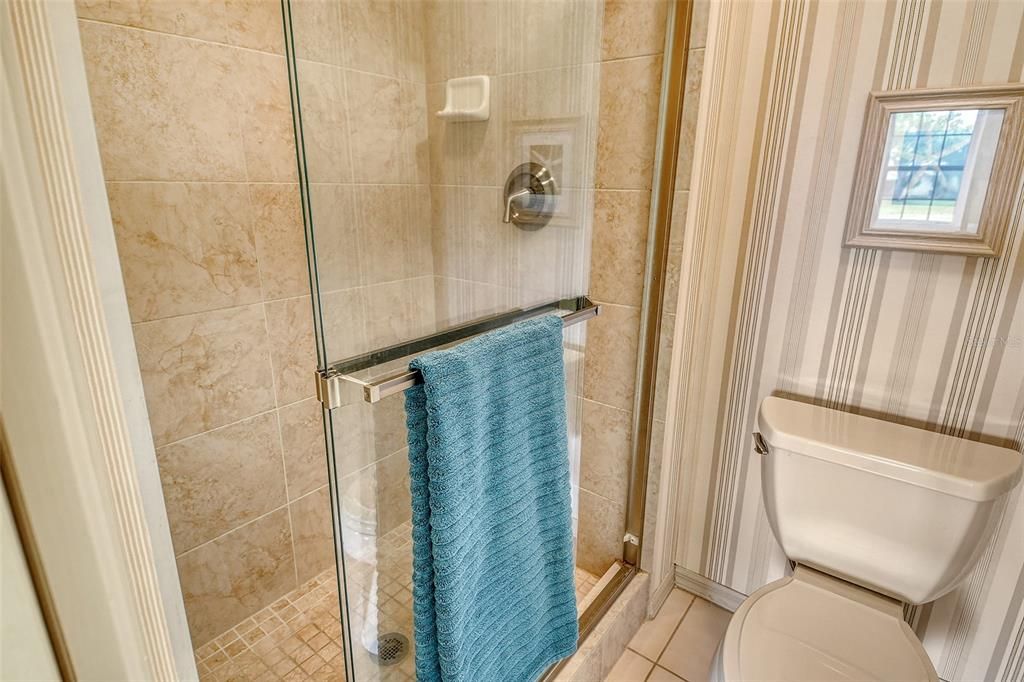 Active With Contract: $225,000 (2 beds, 2 baths, 1060 Square Feet)