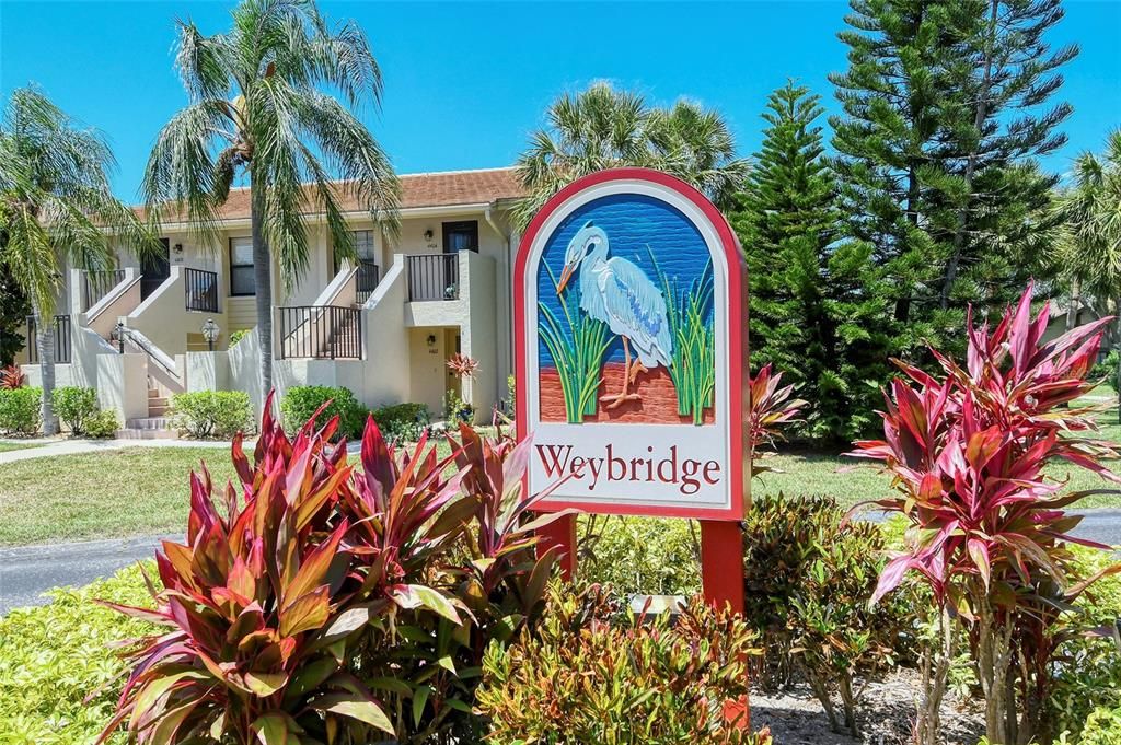 Active With Contract: $225,000 (2 beds, 2 baths, 1060 Square Feet)