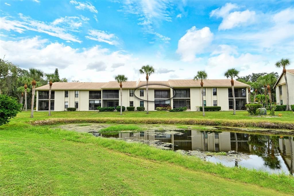 Active With Contract: $225,000 (2 beds, 2 baths, 1060 Square Feet)