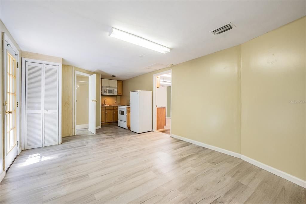 На продажу: $650,000 (0 спален, 0 ванн, 1152 Квадратных фут)