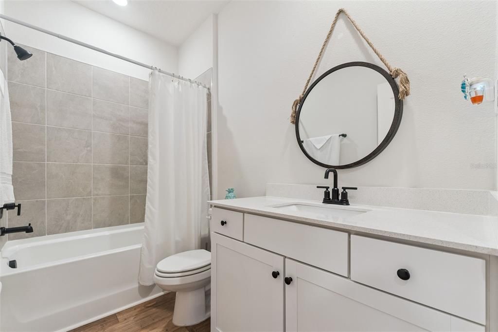 Active With Contract: $400,000 (3 beds, 2 baths, 1458 Square Feet)