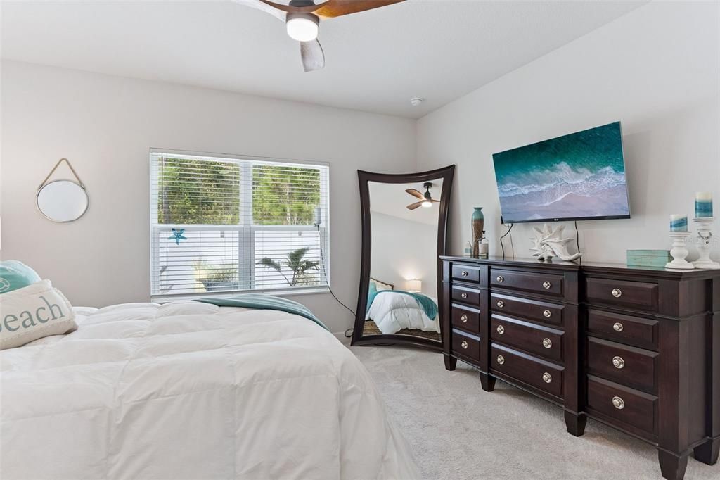 Active With Contract: $400,000 (3 beds, 2 baths, 1458 Square Feet)