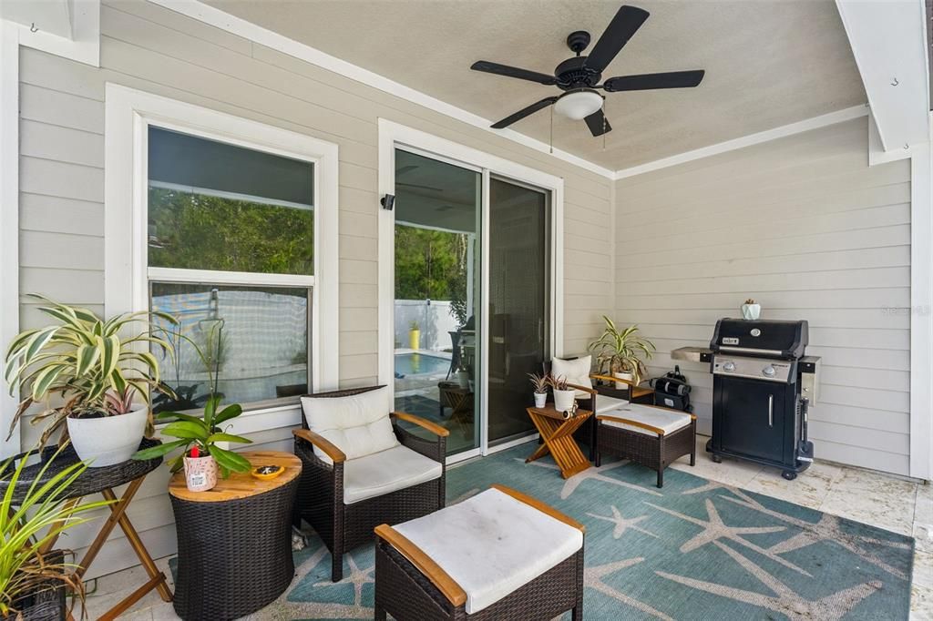 Active With Contract: $400,000 (3 beds, 2 baths, 1458 Square Feet)