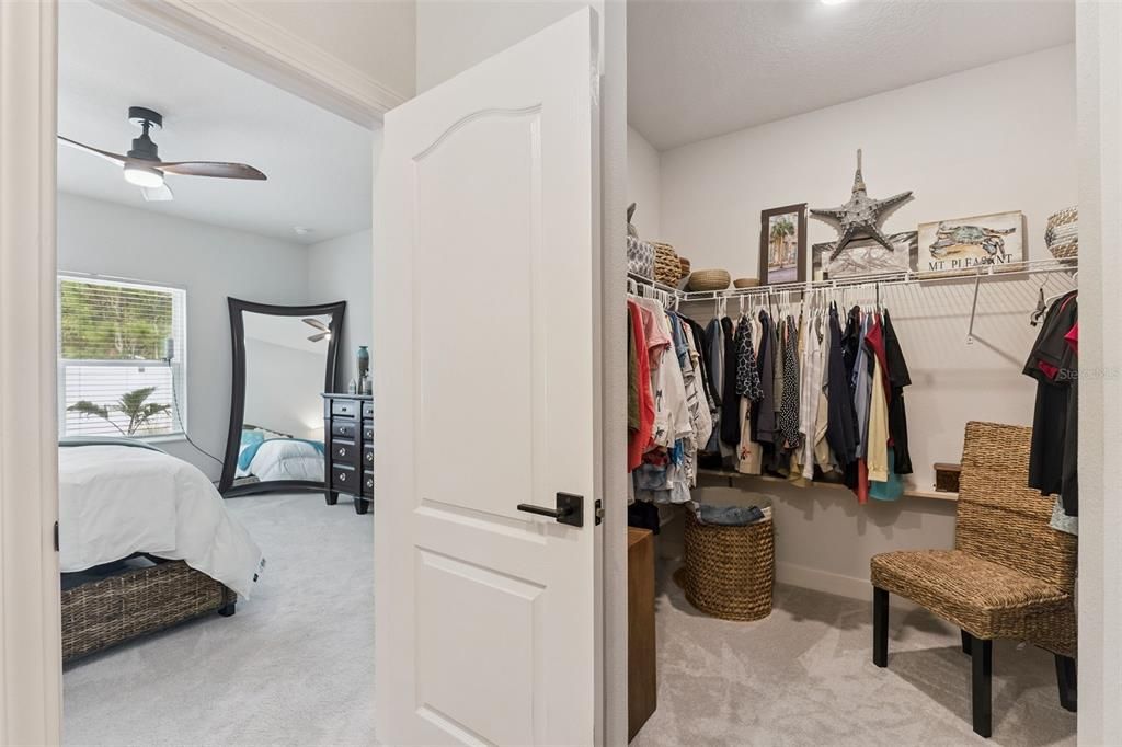 Active With Contract: $400,000 (3 beds, 2 baths, 1458 Square Feet)