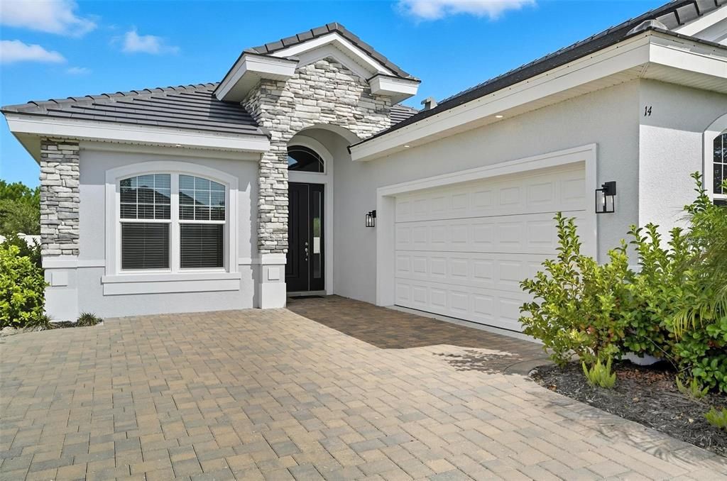 En Venta: $589,000 (3 camas, 3 baños, 1839 Pies cuadrados)