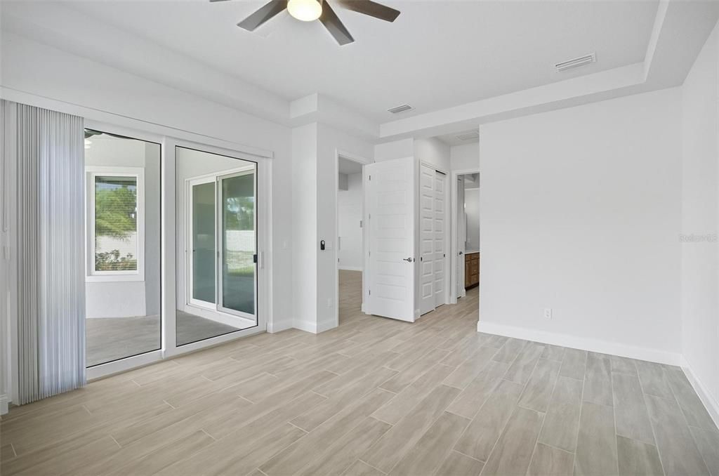 En Venta: $589,000 (3 camas, 3 baños, 1839 Pies cuadrados)