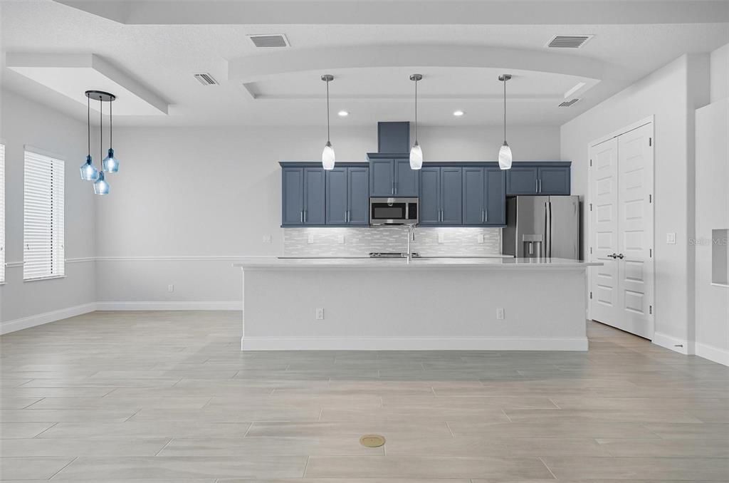 En Venta: $589,000 (3 camas, 3 baños, 1839 Pies cuadrados)