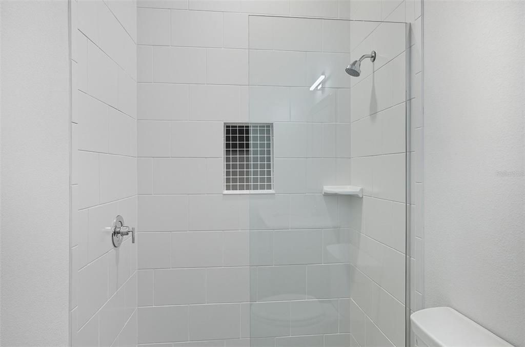 En Venta: $589,000 (3 camas, 3 baños, 1839 Pies cuadrados)