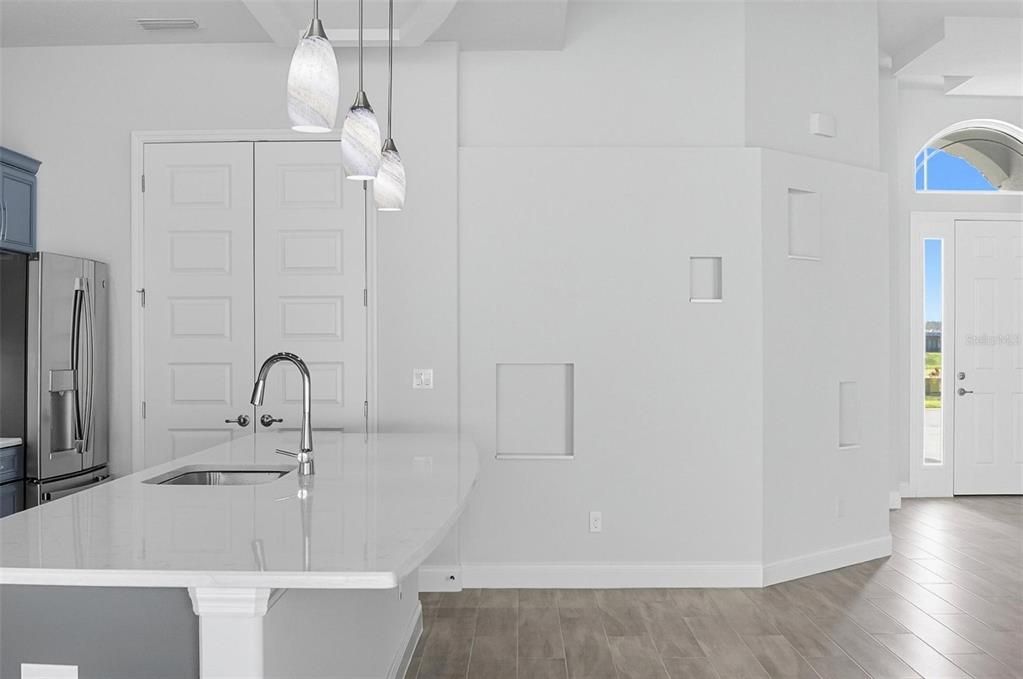 En Venta: $589,000 (3 camas, 3 baños, 1839 Pies cuadrados)