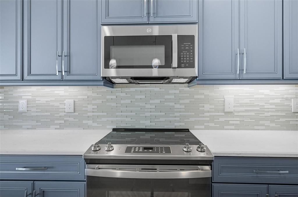 En Venta: $589,000 (3 camas, 3 baños, 1839 Pies cuadrados)