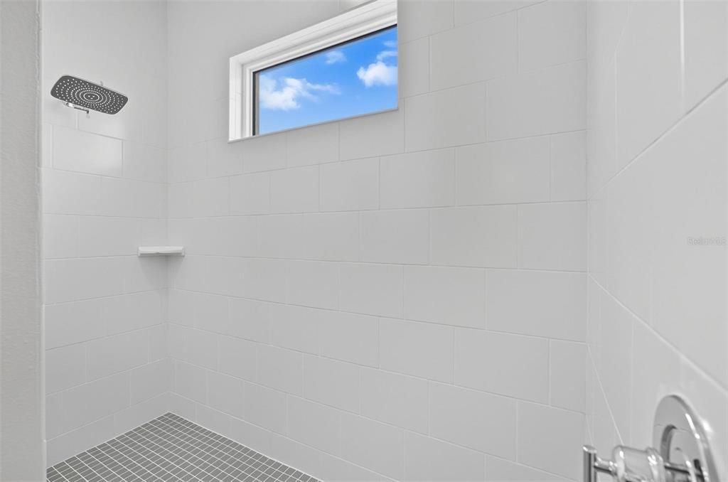 En Venta: $589,000 (3 camas, 3 baños, 1839 Pies cuadrados)