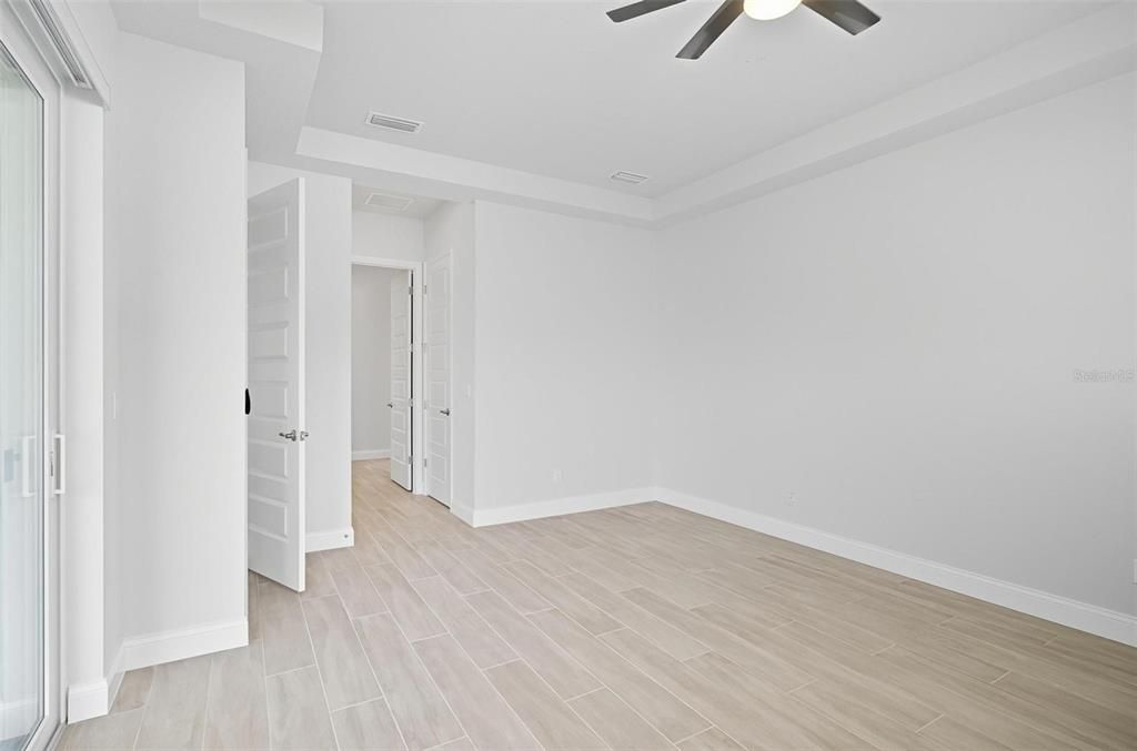 En Venta: $589,000 (3 camas, 3 baños, 1839 Pies cuadrados)