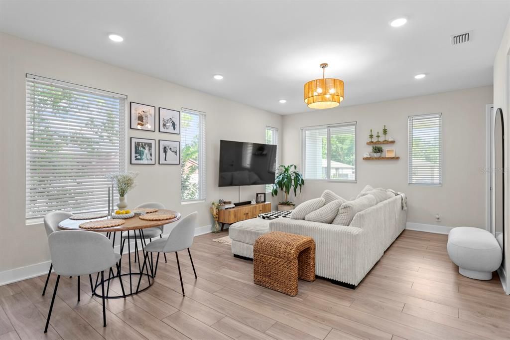 En Venta: $520,000 (3 camas, 2 baños, 1437 Pies cuadrados)