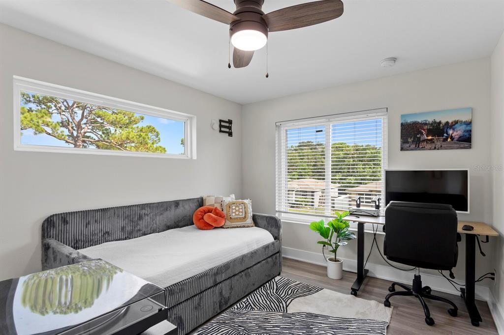 En Venta: $520,000 (3 camas, 2 baños, 1437 Pies cuadrados)