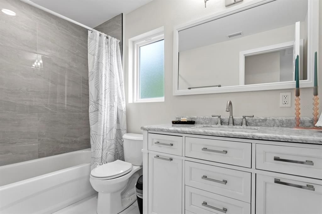 En Venta: $520,000 (3 camas, 2 baños, 1437 Pies cuadrados)