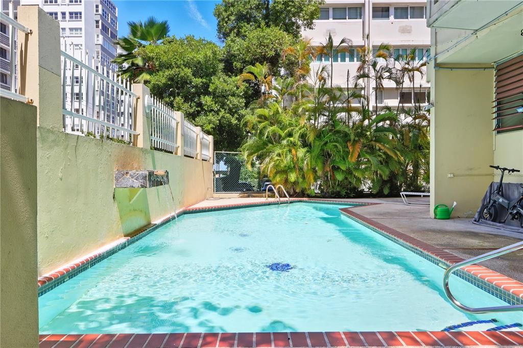 For Rent: $1,800 (0 beds, 1 baths, 300 Square Feet)